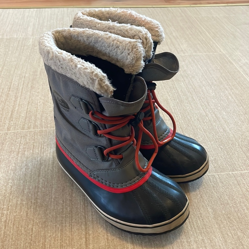 Kids Sorel boots